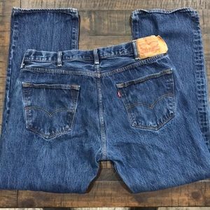 Levi 501 Jeans.